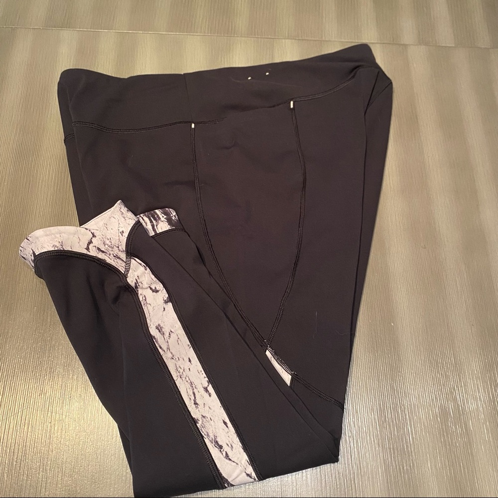 CALIA Black and Marble 7/8 Legging